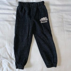 Roots kids Sweatpants size 4T